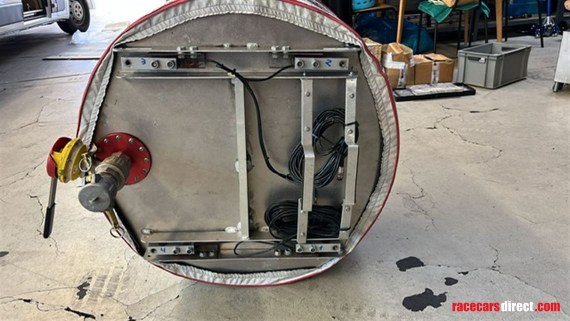 caseliner-refuelling-rigg