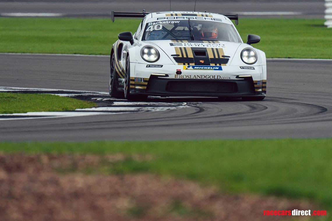 2-x-porsche-carrera-cup-992