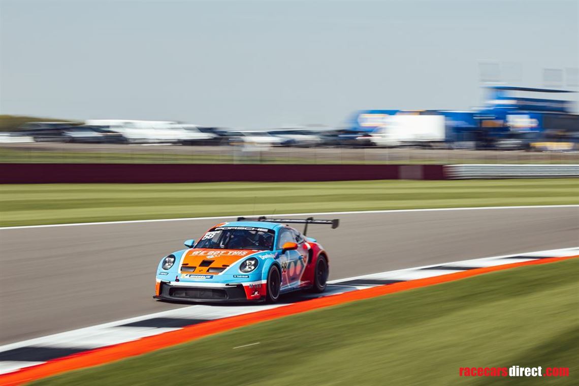 2-x-porsche-carrera-cup-992