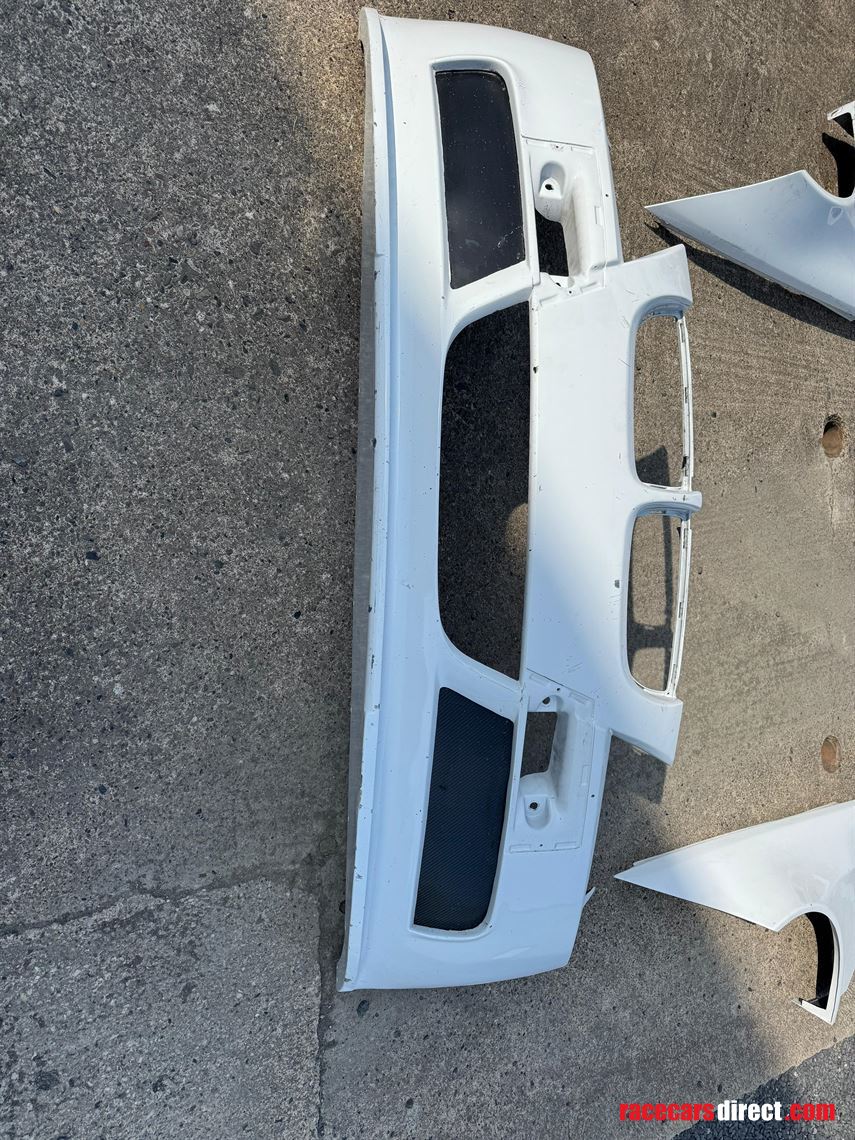 bmw-320si-e90-wtcc-parts