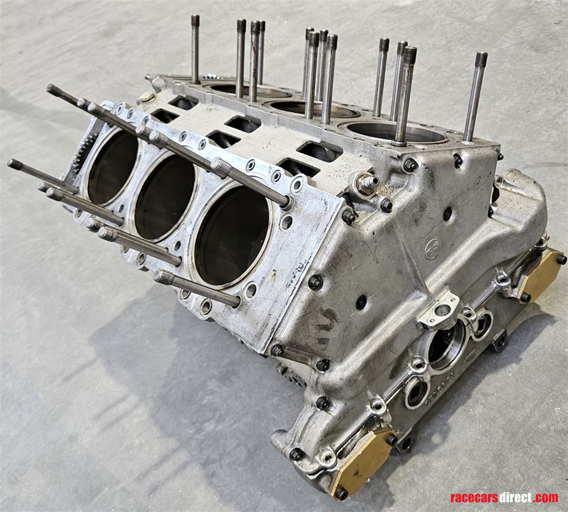 original-alfa-romeo-155-dtm-engine-block