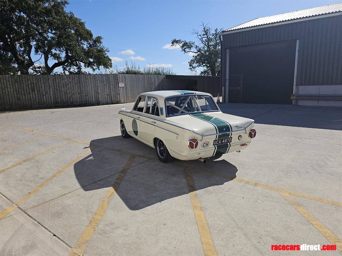 ford-cortina-1500-gt-1966-mk1-lhd-with-v5