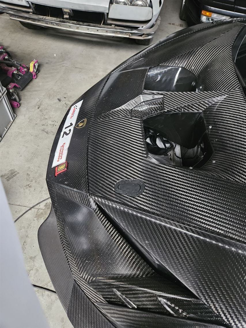 lamborghini-super-trofeo-evo2-for-sale