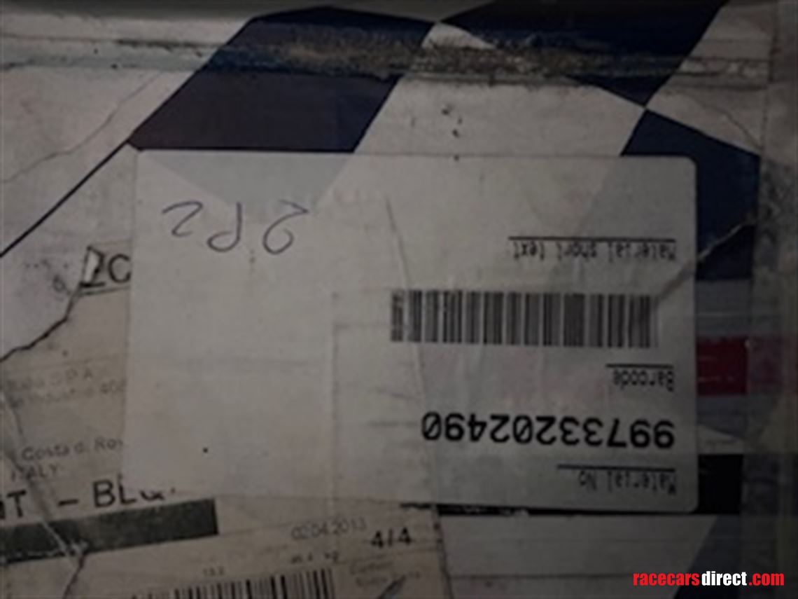 porsche-997-gt3-cup-2-engine-heads-axle-shaft