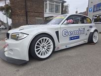 bmw-1-series-race-car-may-split