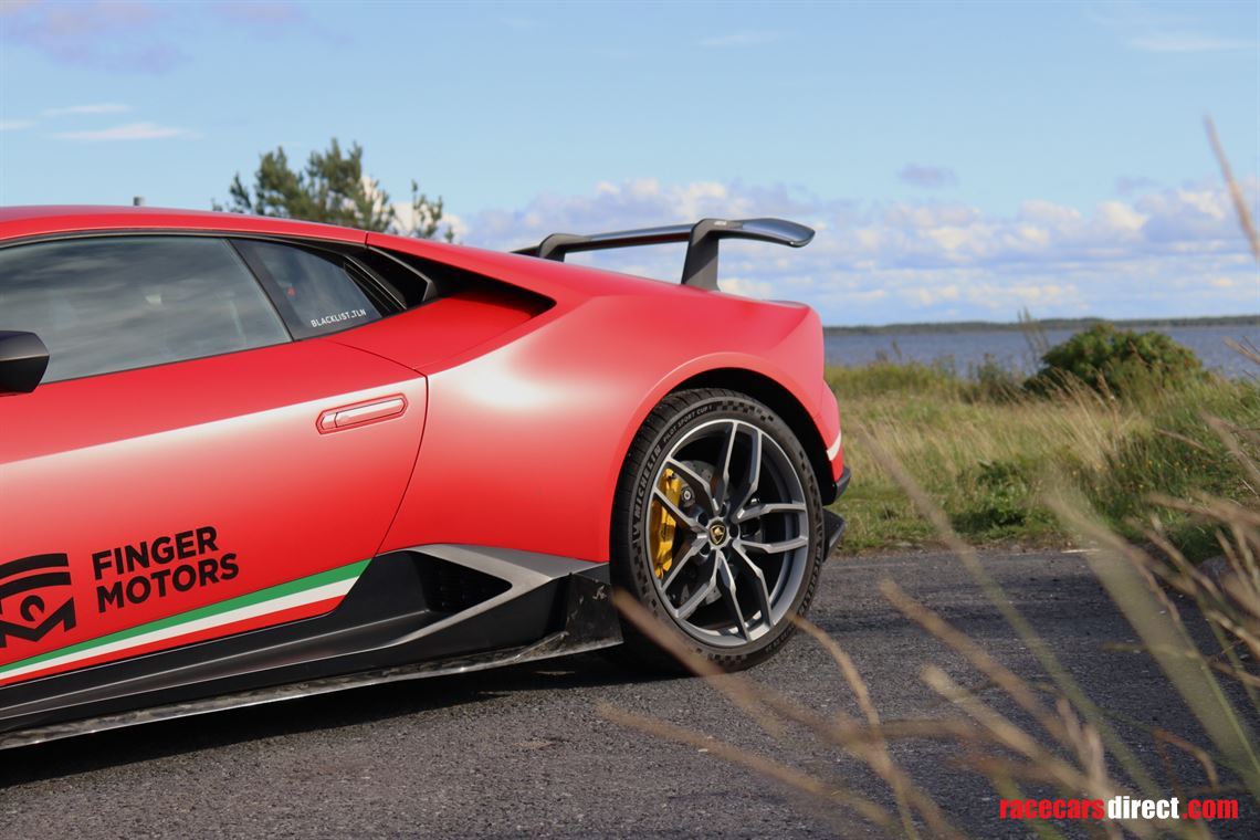 lamborghini-huracan-performante-lp640-4-twin