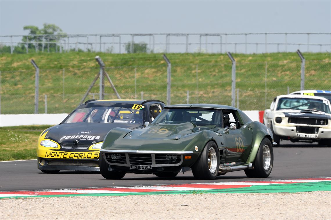 corvette-c3-race-road-car