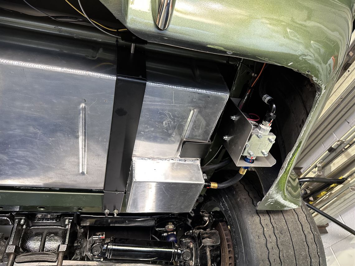 corvette-c3-race-road-car