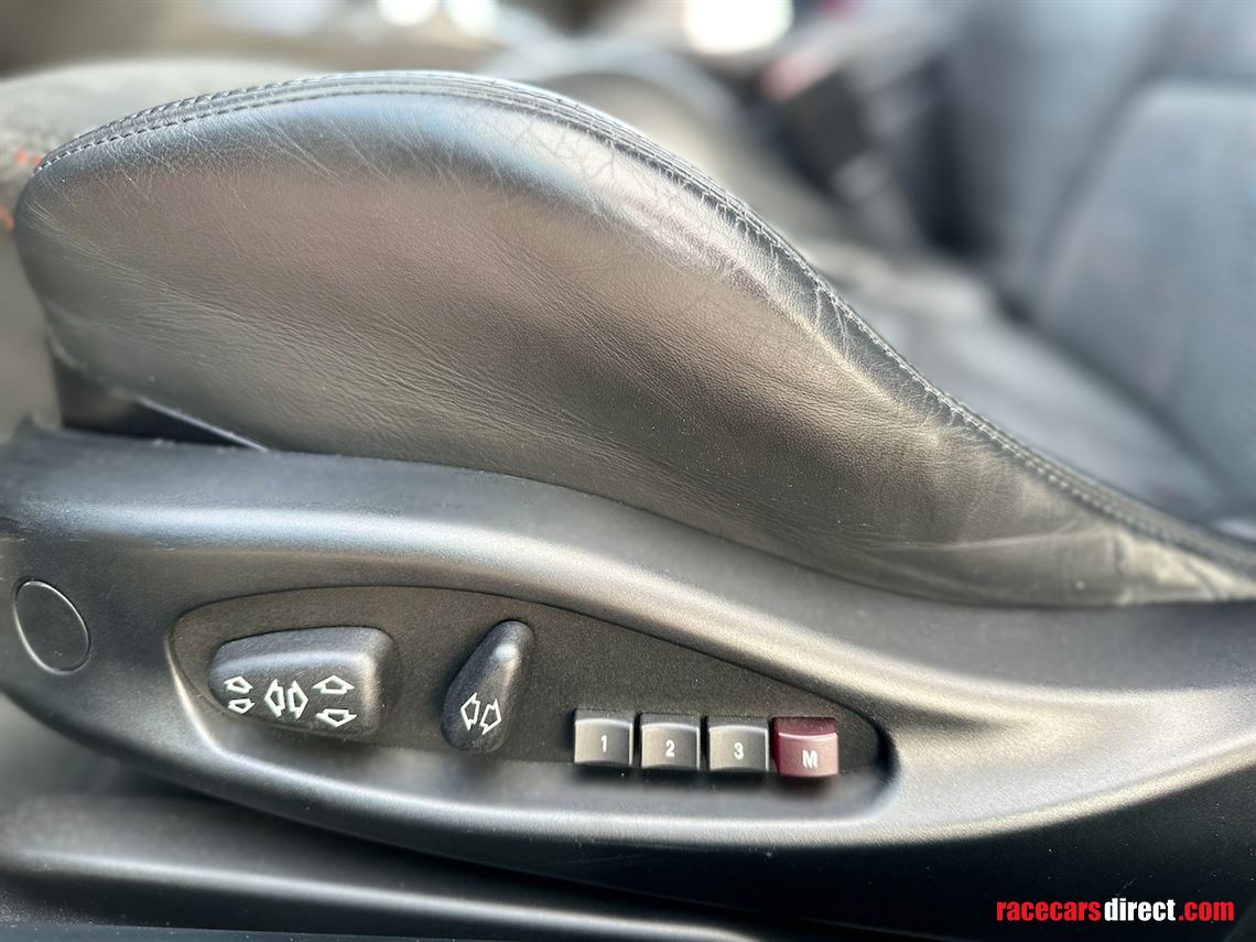 100-oem-bmw-m3-e46---collector-condition