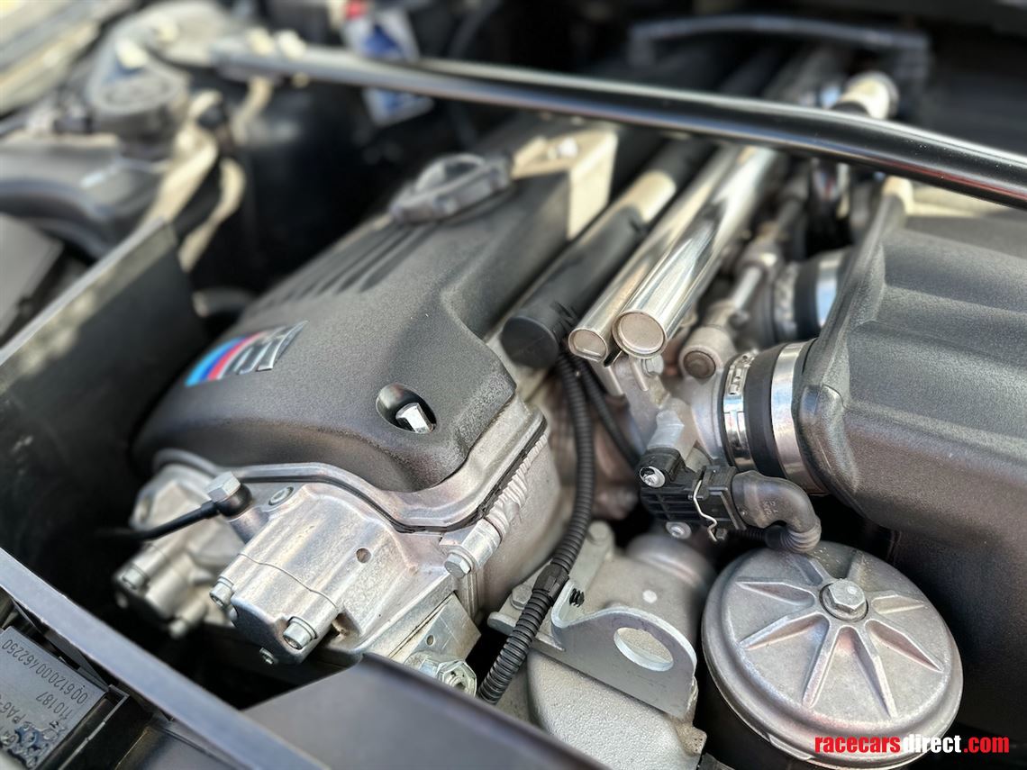 100-oem-bmw-m3-e46---collector-condition