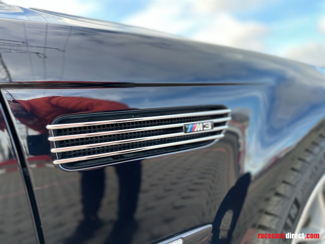 100-oem-bmw-m3-e46---collector-condition