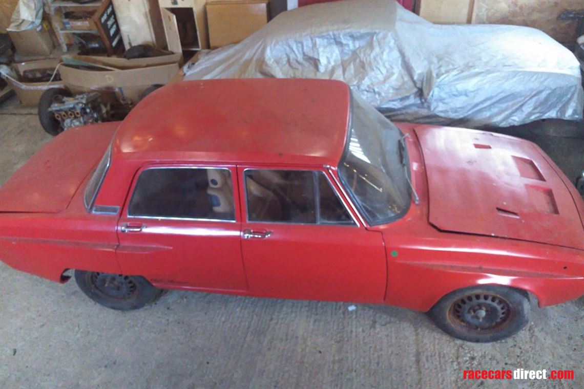 alfa-romeo-2000-berlina-outlaw