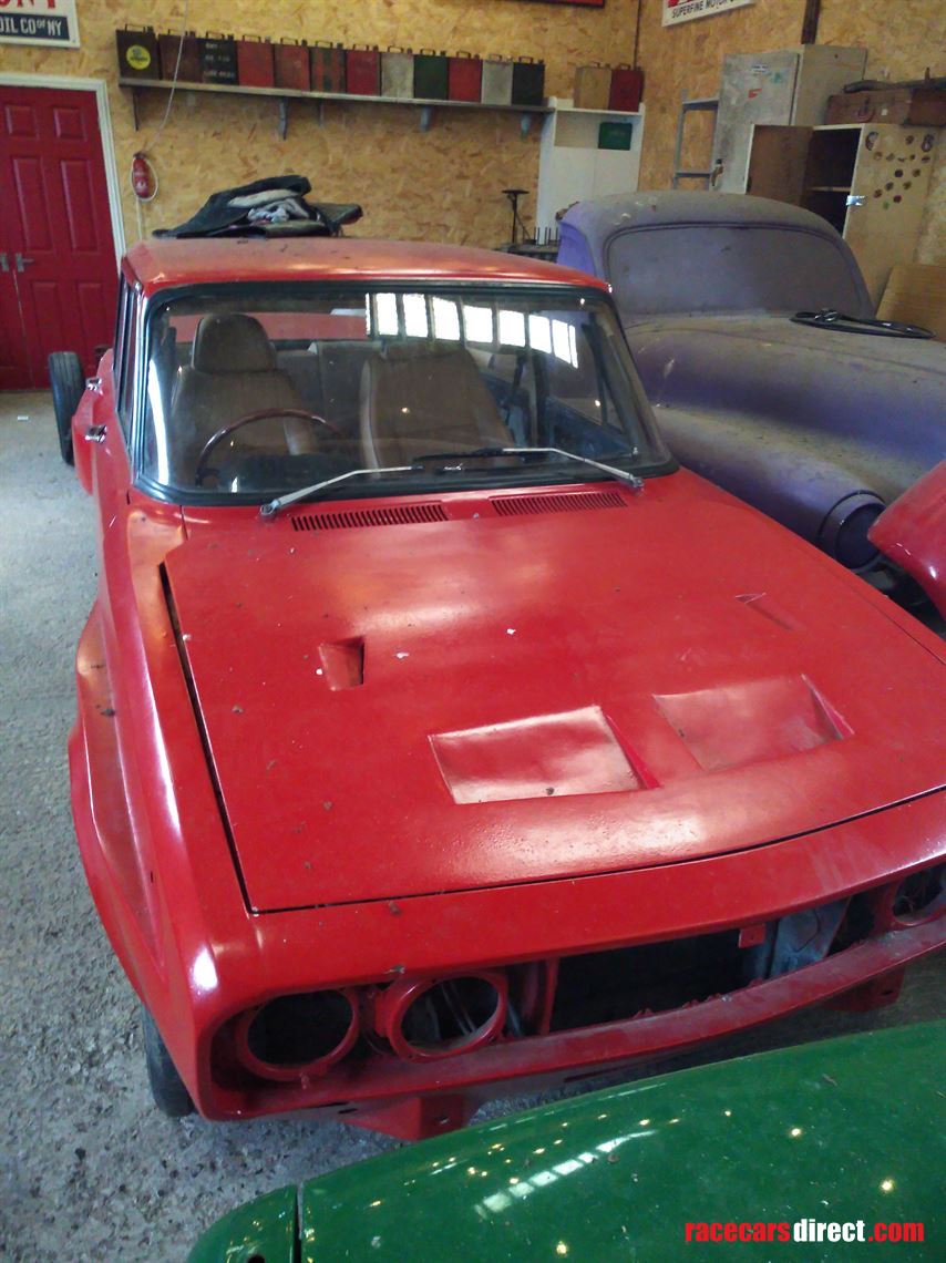 alfa-romeo-2000-berlina-outlaw