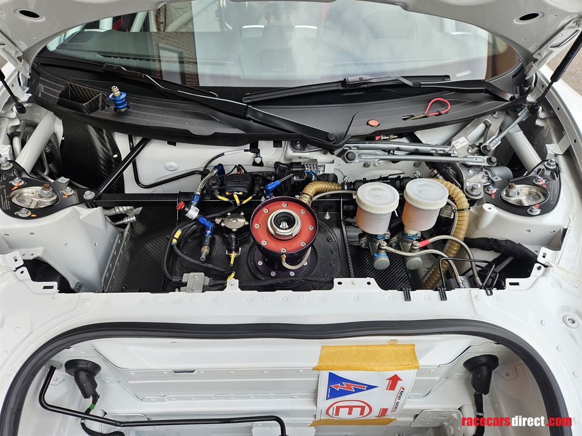 porsche-981-cayman-gt4-clubsport