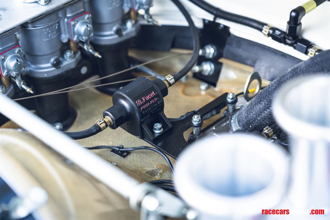 1965-porsche-911-race-car