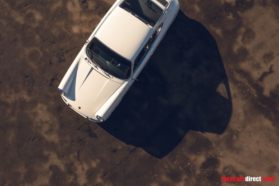 1965-porsche-911-race-car