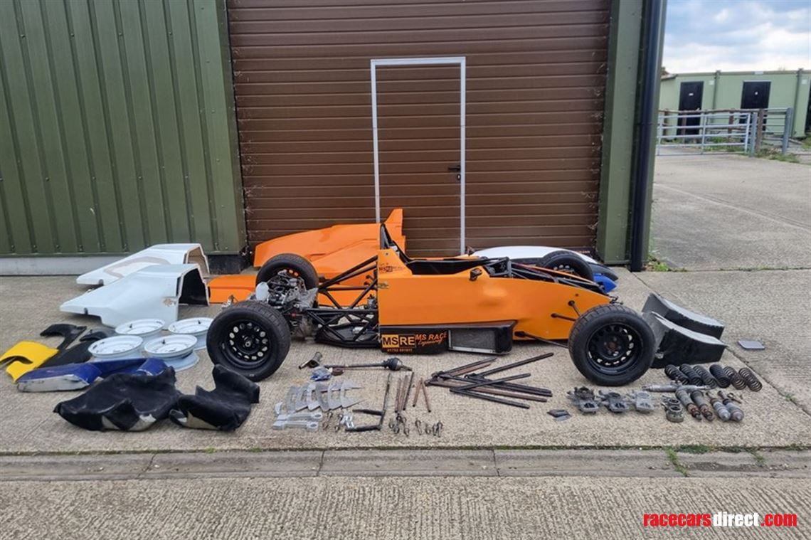 swift-sc93-ff1600-rolling-chassis-project-eng