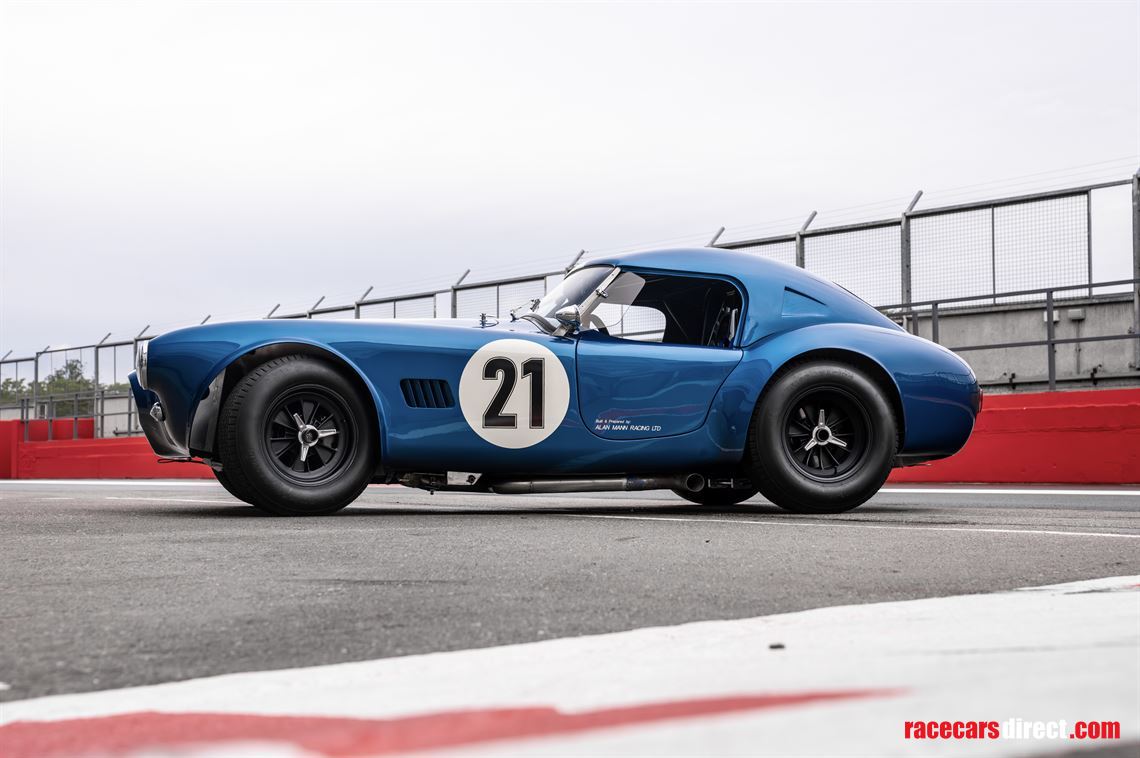 new-fia-ac-cobra-race-car