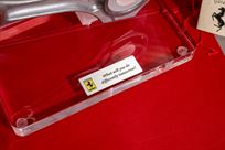 ferrari-con-rod-display