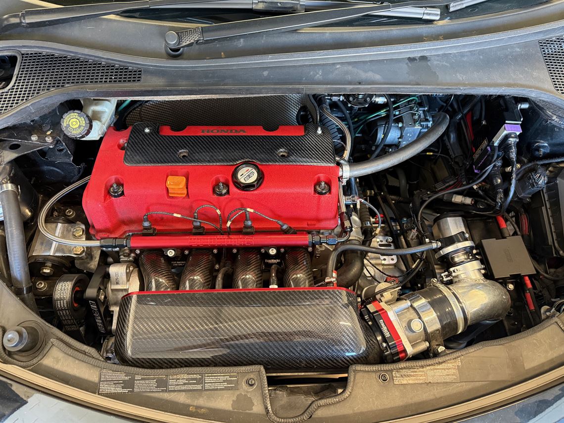 renault-clio-mk3-racetrack-car