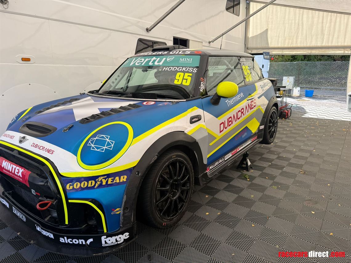 Racecarsdirect.com - MINI JCW Challenge Car
