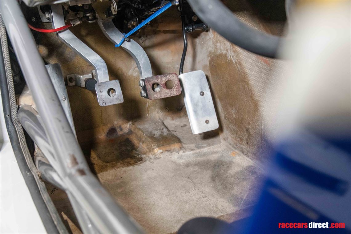 ex-works-mitsubishi-pajero-t3-bruno-saby