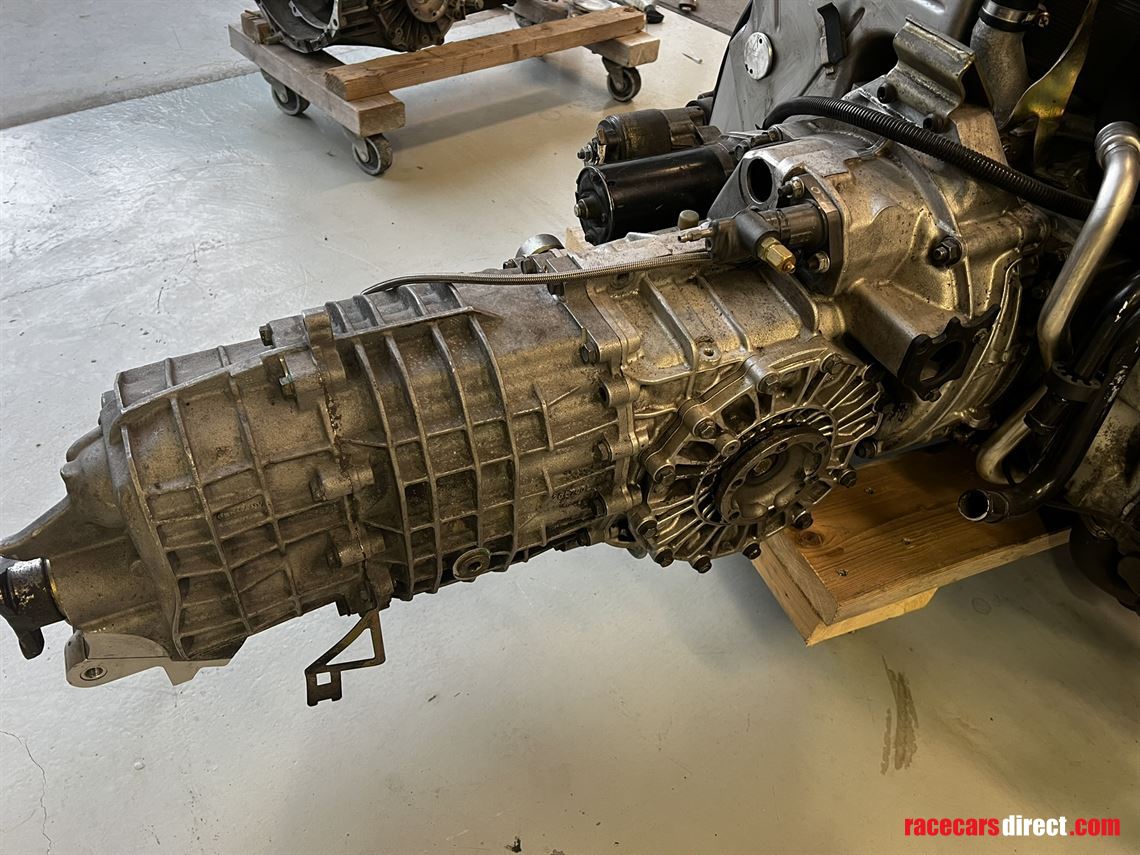 porsche-996-turbo-engine-transmission