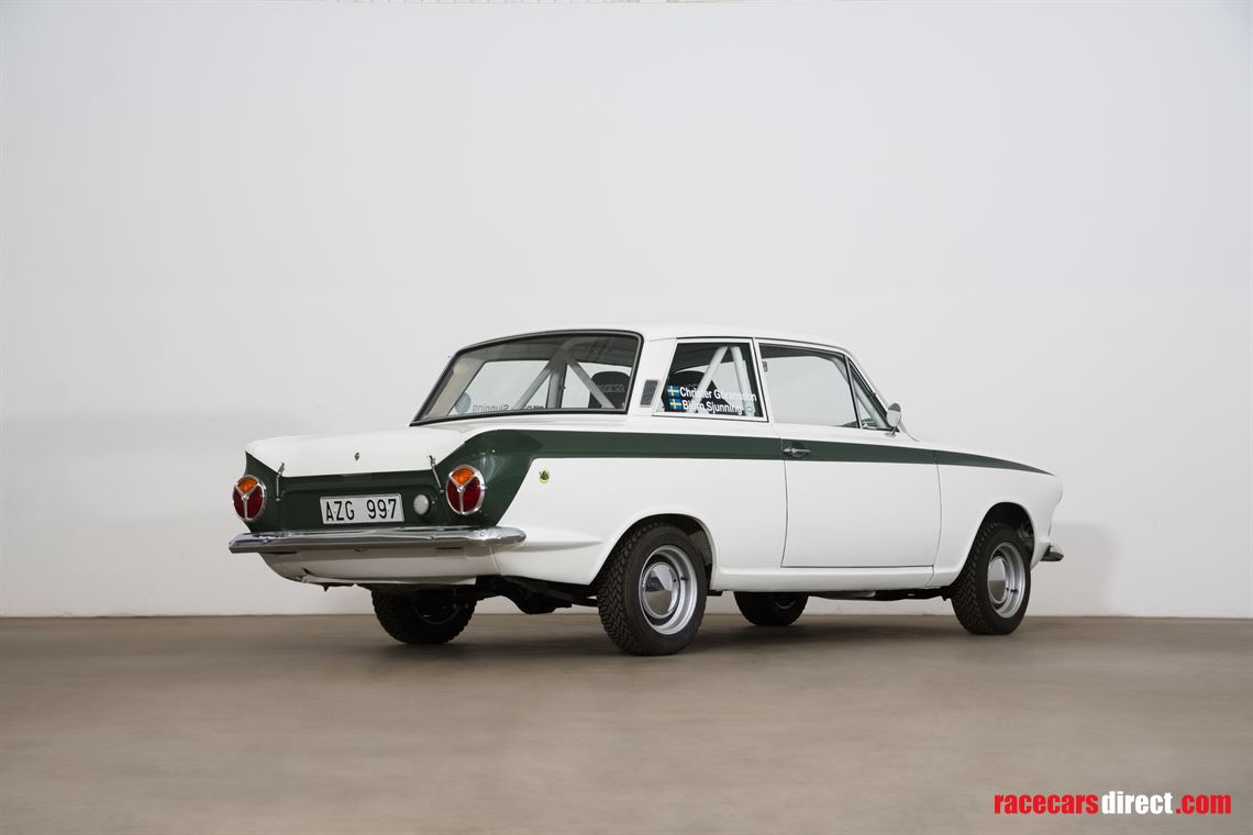 rally-ford-cortina-lotus-manual-left-hand-dri