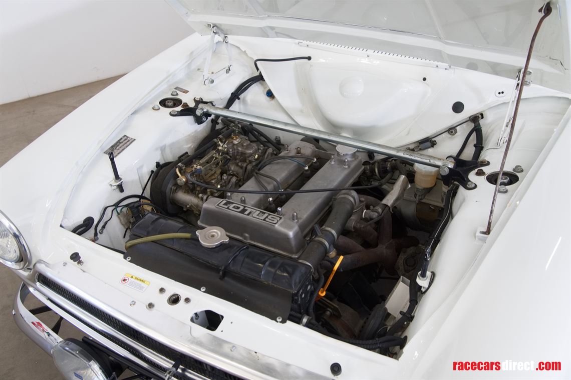 rally-ford-cortina-lotus-manual-left-hand-dri