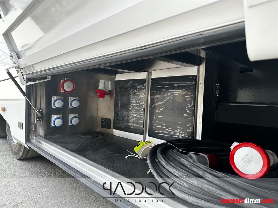 astacar-z2-slide-ref-4933-in-productionstock