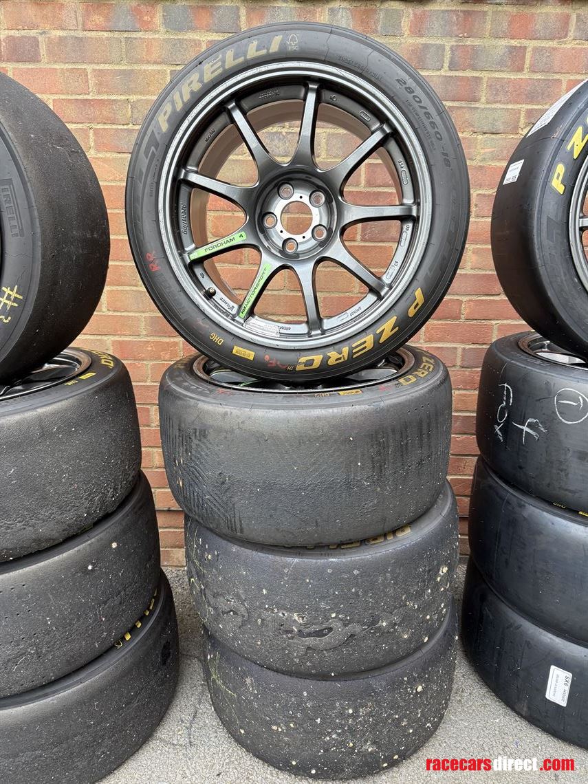 Racecarsdirect.com - 4 sets of GTP8 GT4 18 x 11 rims for sale