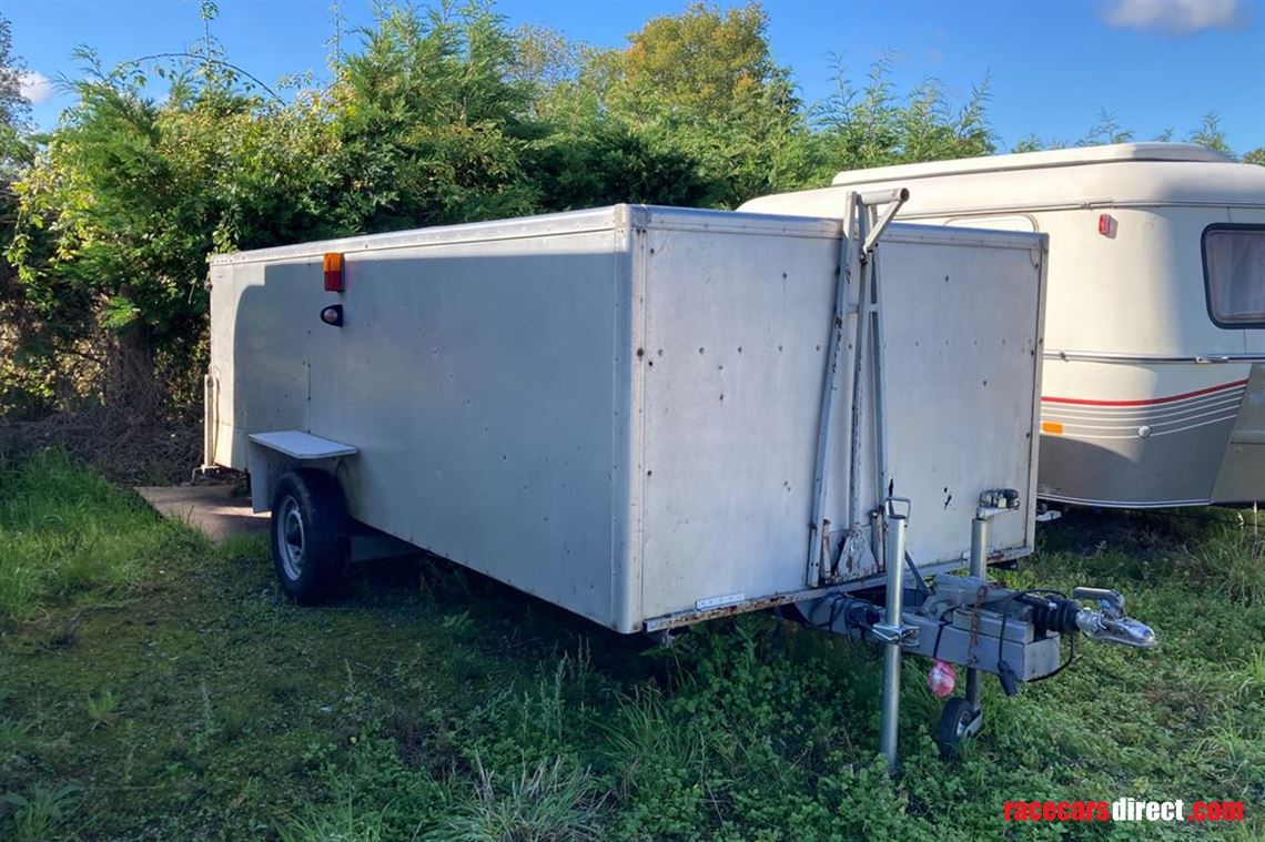 lightweight-box-trailer