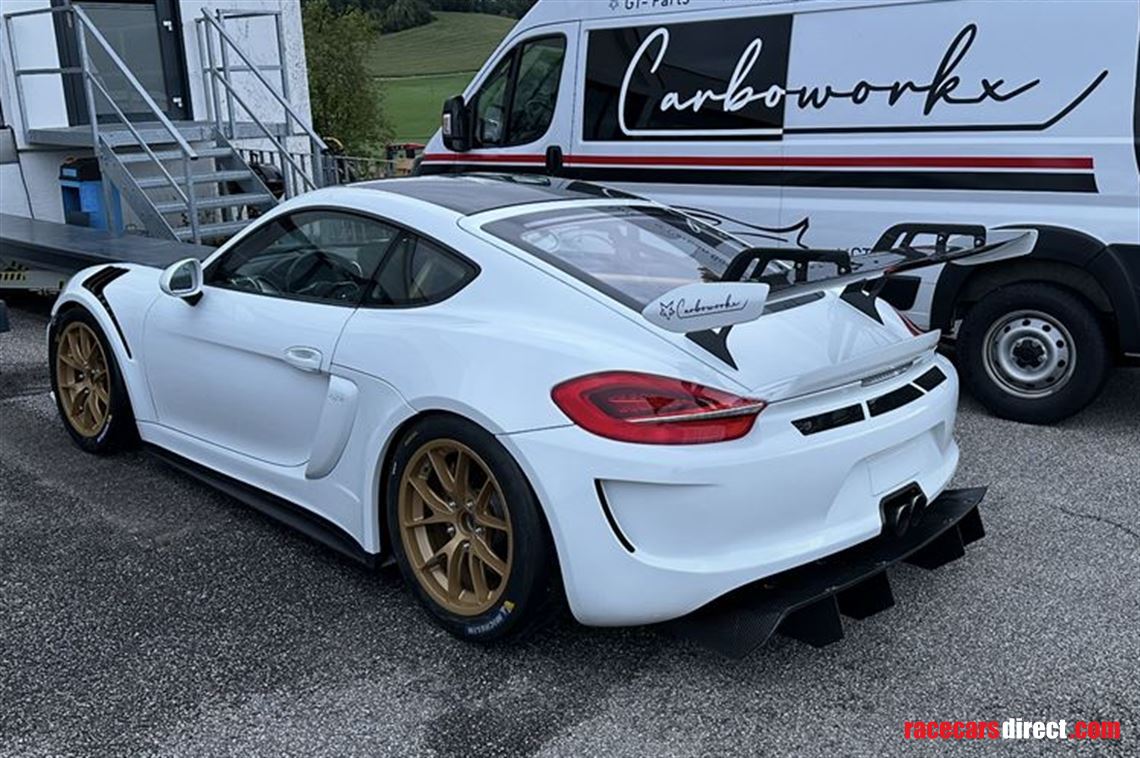 porsche-981-cayman-gt4-trackdaystreet