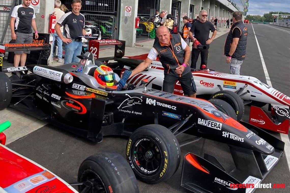 Racecarsdirect.com - Dallara F317 Winning Car!