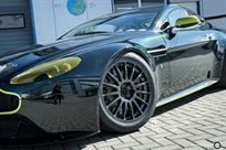 aston-martin-vantage-gt4-2009