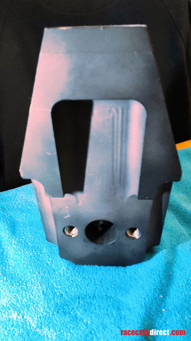 a-pair-of-universal-uprights-stub-axels-and-h