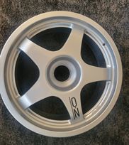 oz-racing-wheels-8-x-18-magnesium-centre-lock