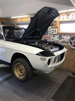 lancia-fulvia-coupe-13-for-regularity-rallyin