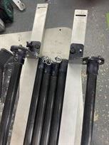 aston-martin-carbon-set-up-bars