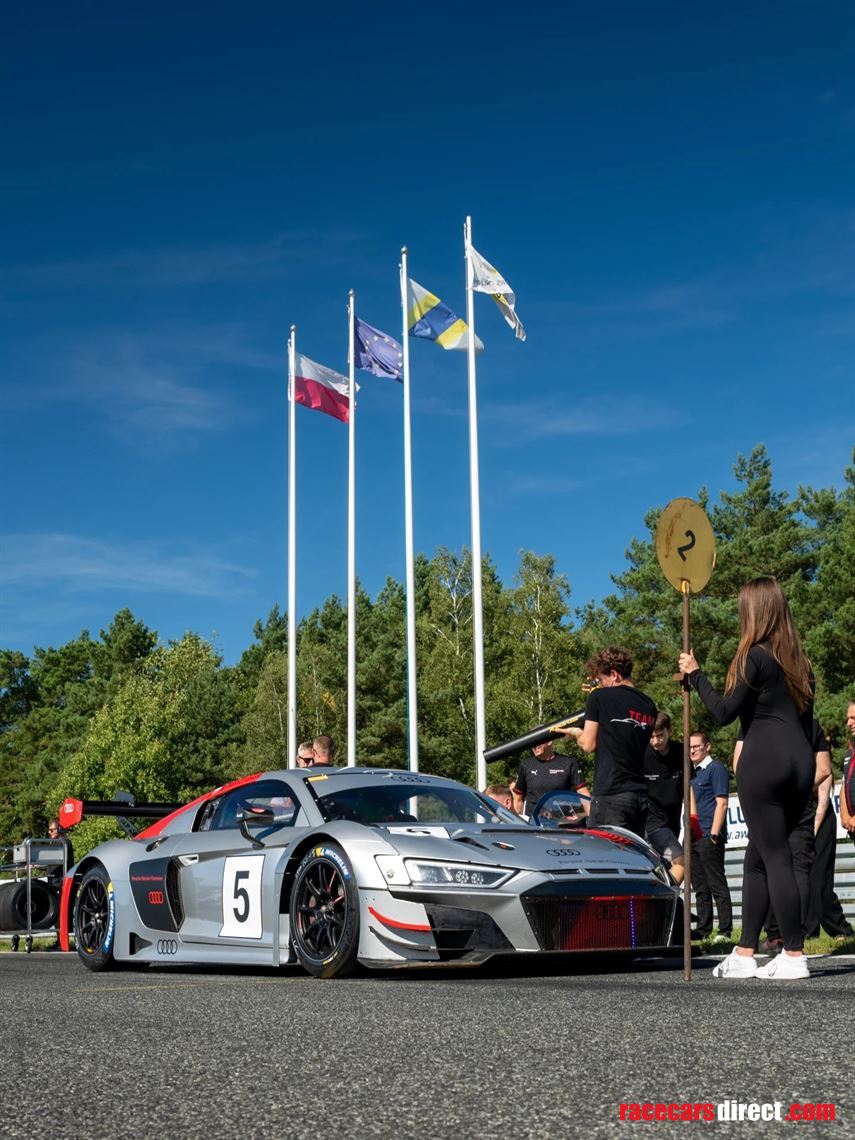 2022-audi-r8-lms-gt3-evo-ii