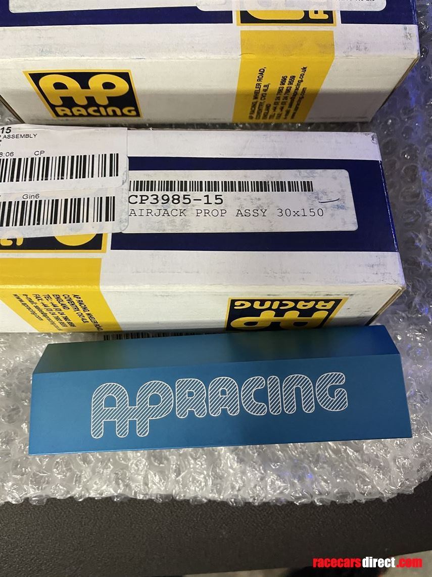 Racecarsdirect.com - AP Racing Air Jack Prop