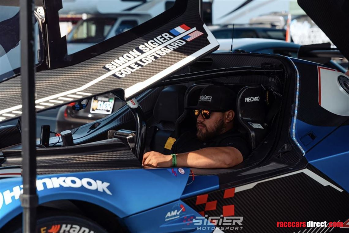 growing-racing-team-looking-for-a-race-car-me