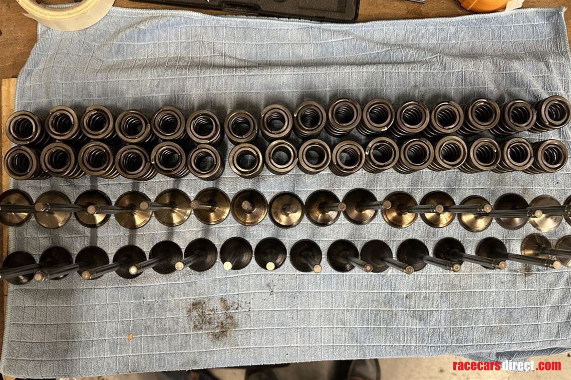 f1-cosworth-hb-complete-set-of-valves-and-spr