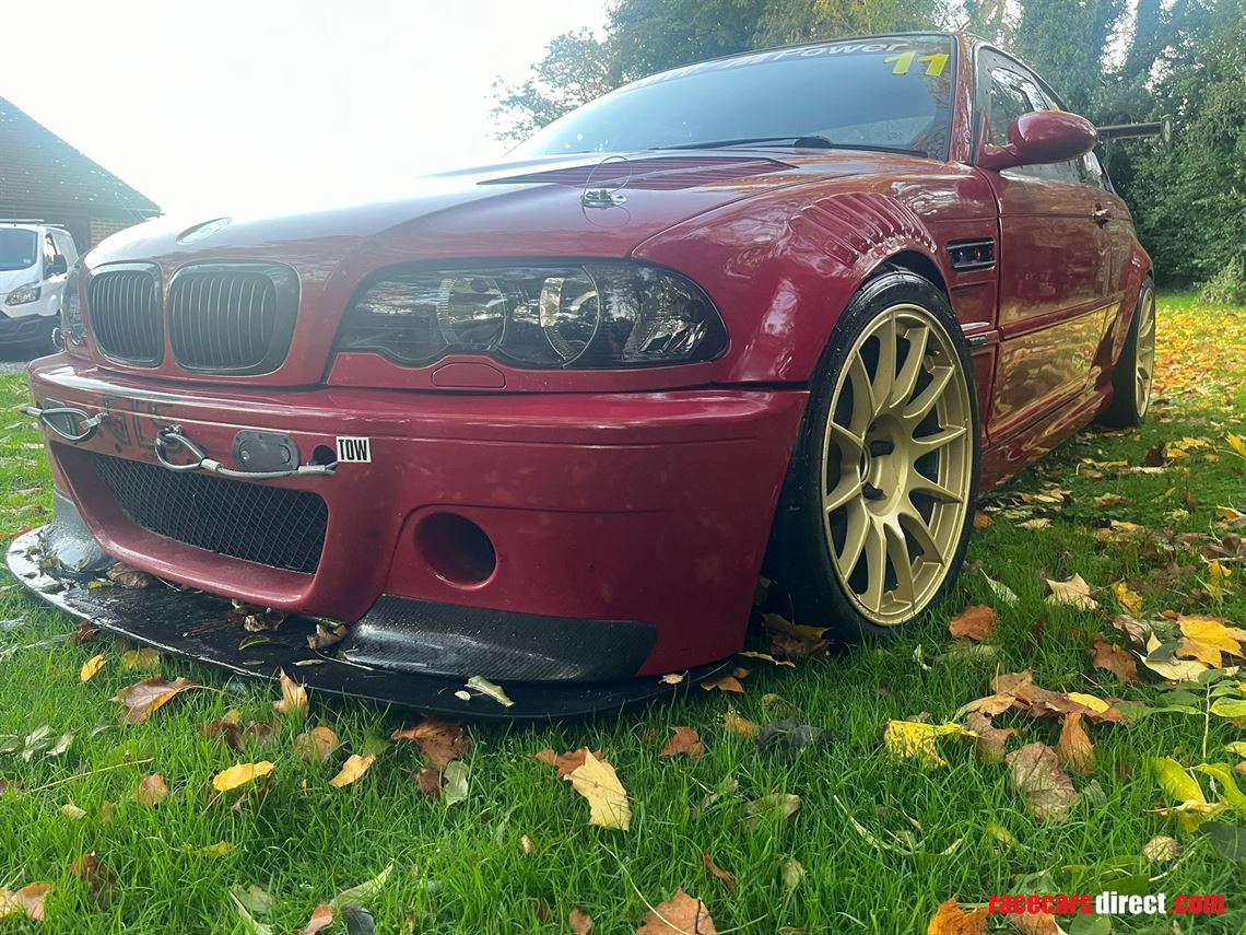 e46-m3-racetrack-car