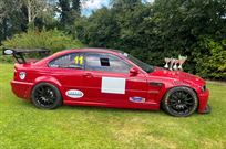 e46-m3-racetrack-car