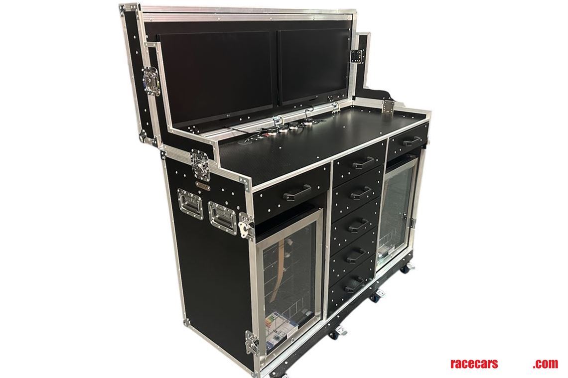 2-x-27-smart-tv-data-hospitality-case---vme-d