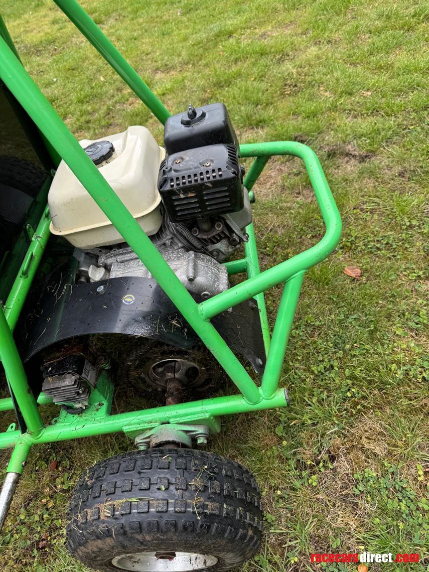 2-x-2015-biz-jk5-go-karts