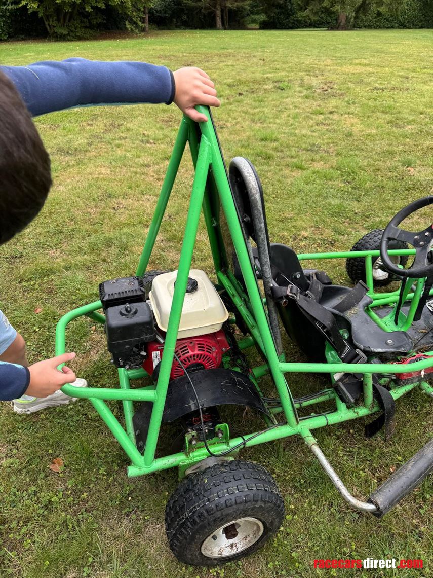 2-x-2015-biz-jk5-go-karts