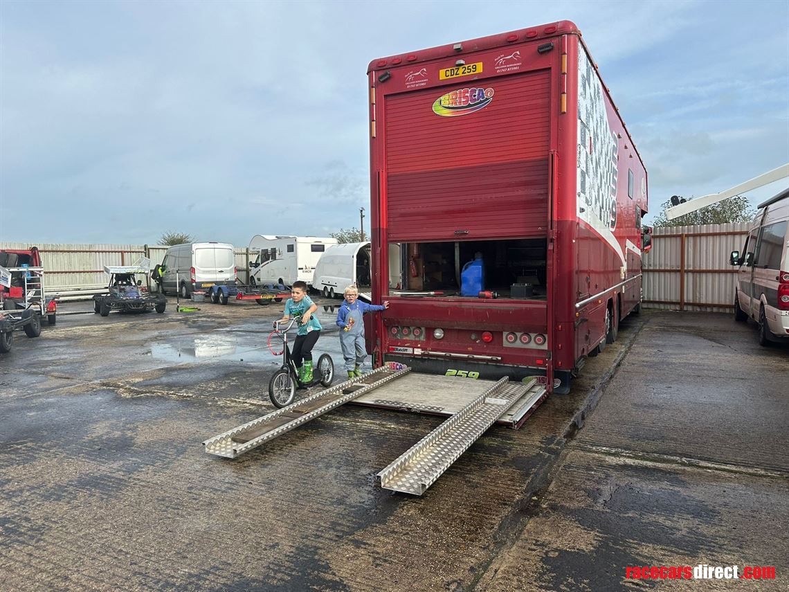 scania-114-race-transporter-2x-cars