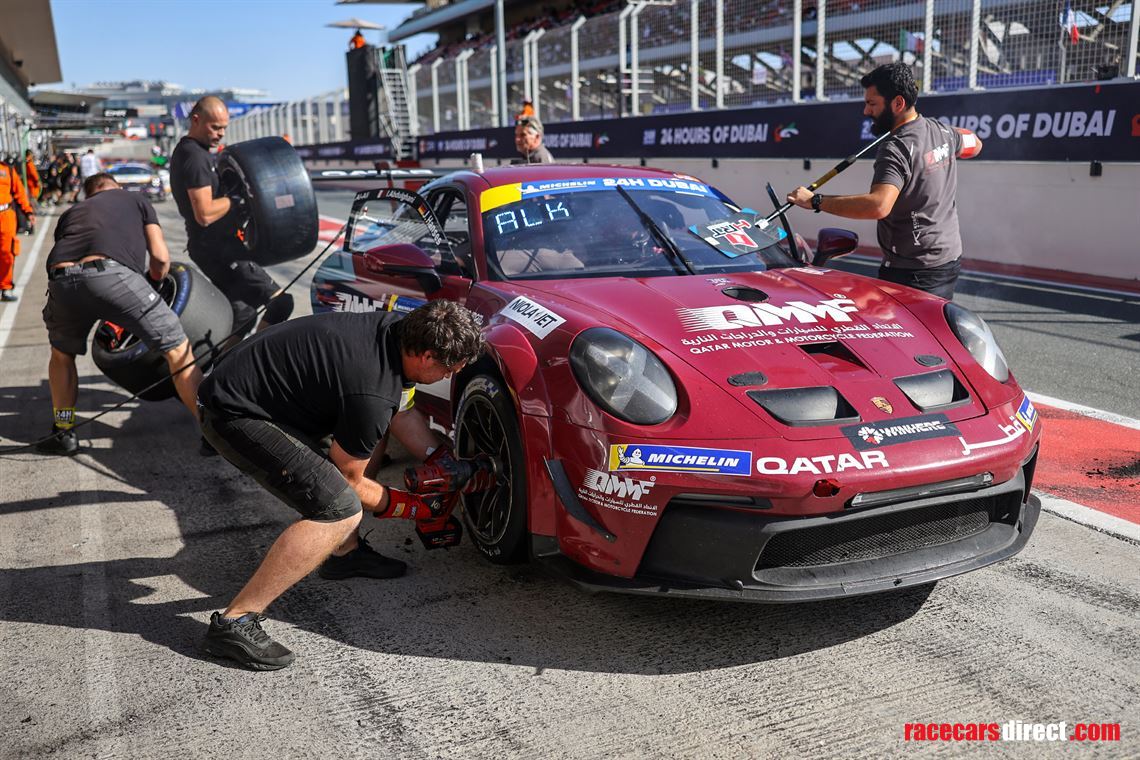 drive-12h-abu-dhabi-endurance-2026-in-porsche